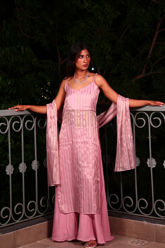Swarnim Kurta Set