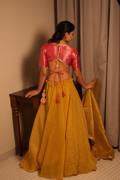 Maithili Lehenga Set